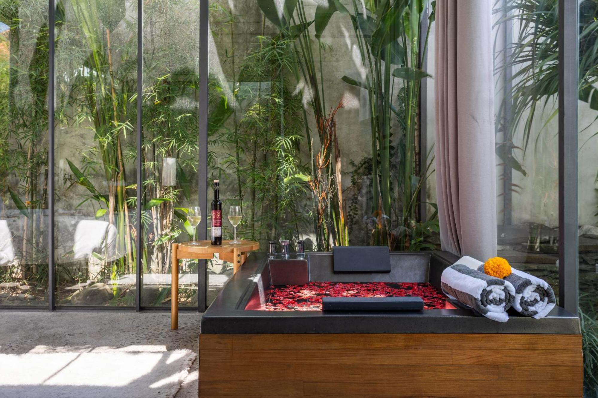 Luxury Industrial With Sauna And Highend Amenities Seminyak (Bali)