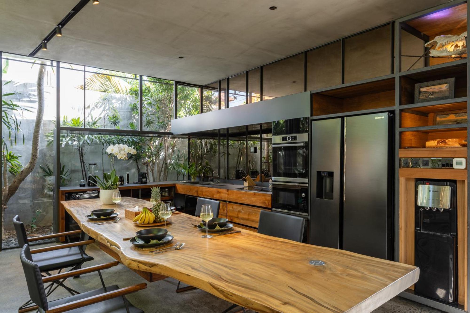 Luxury Industrial With Sauna And Highend Amenities Villa Seminyak (Bali)