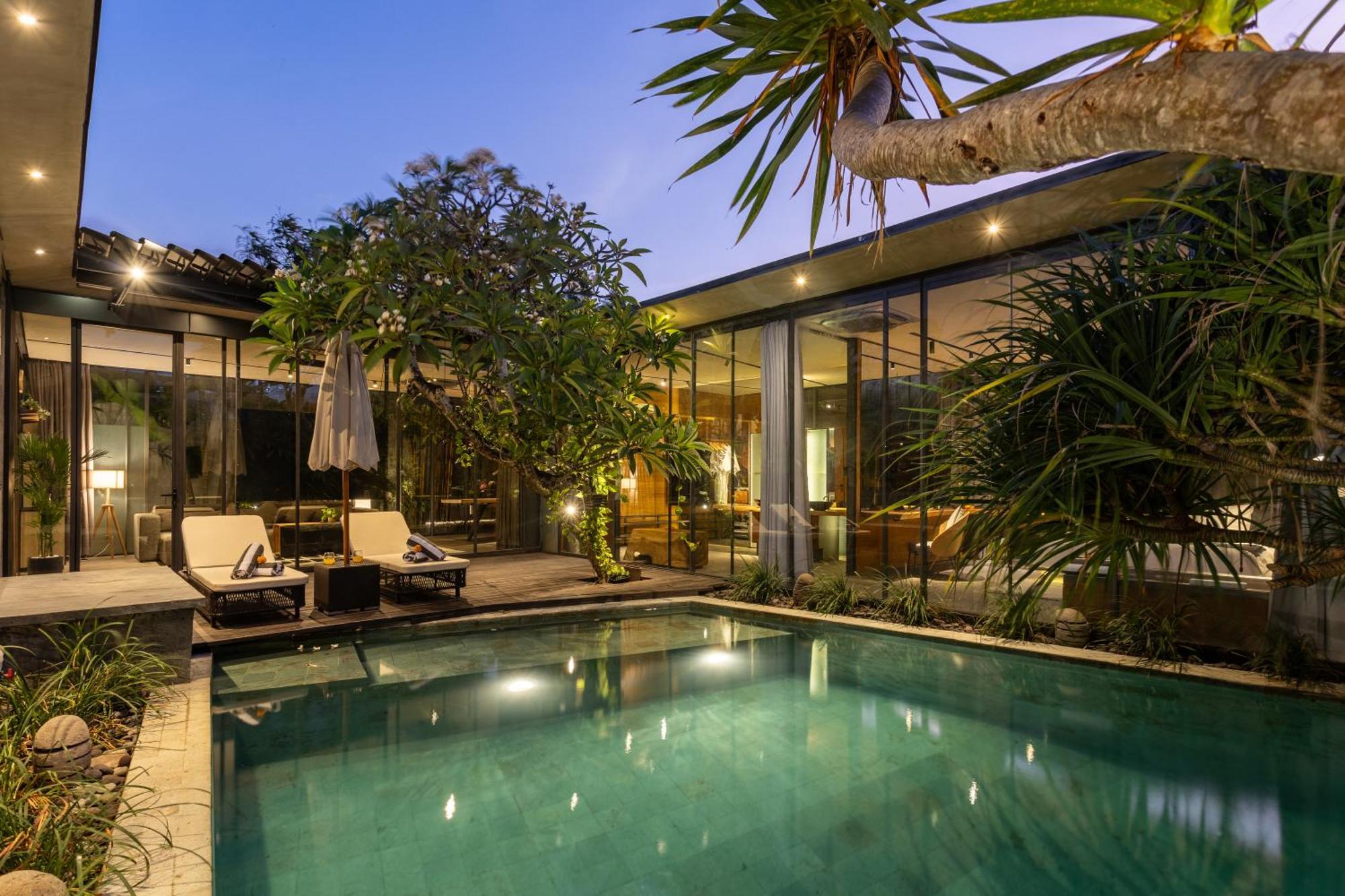 Villa Luxury Industrial With Sauna And Highend Amenities Seminyak (Bali)