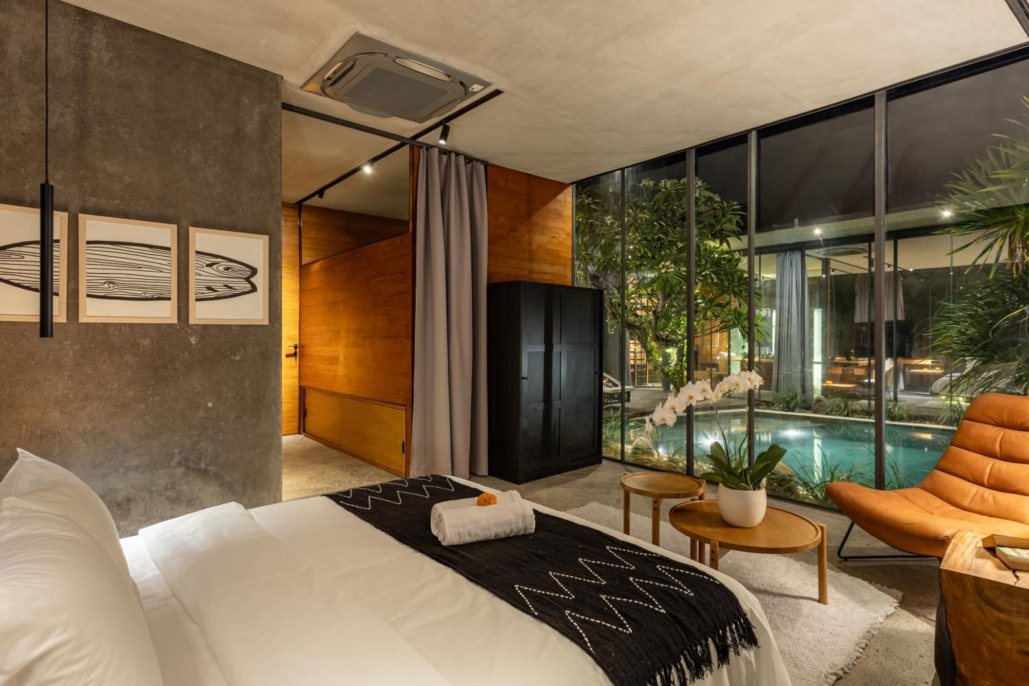 Villa Luxury Industrial With Sauna And Highend Amenities Seminyak (Bali)