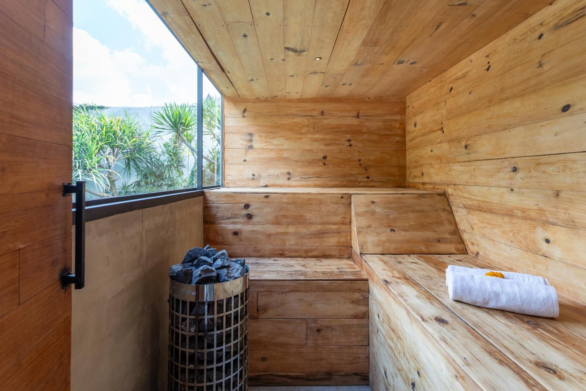Luxury Industrial With Sauna And Highend Amenities Villa